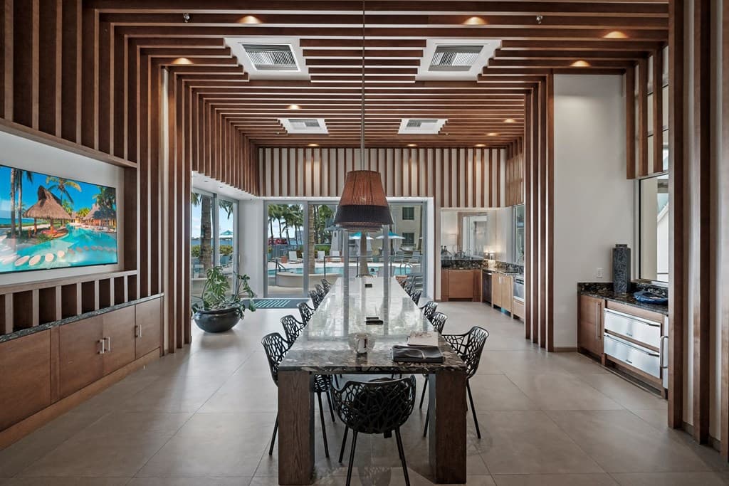 Ashwood Court Condos